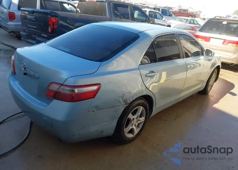 2007 Toyota Camry Le z USA, uszkodzony, nr VIN 4T1BE46K47U608063